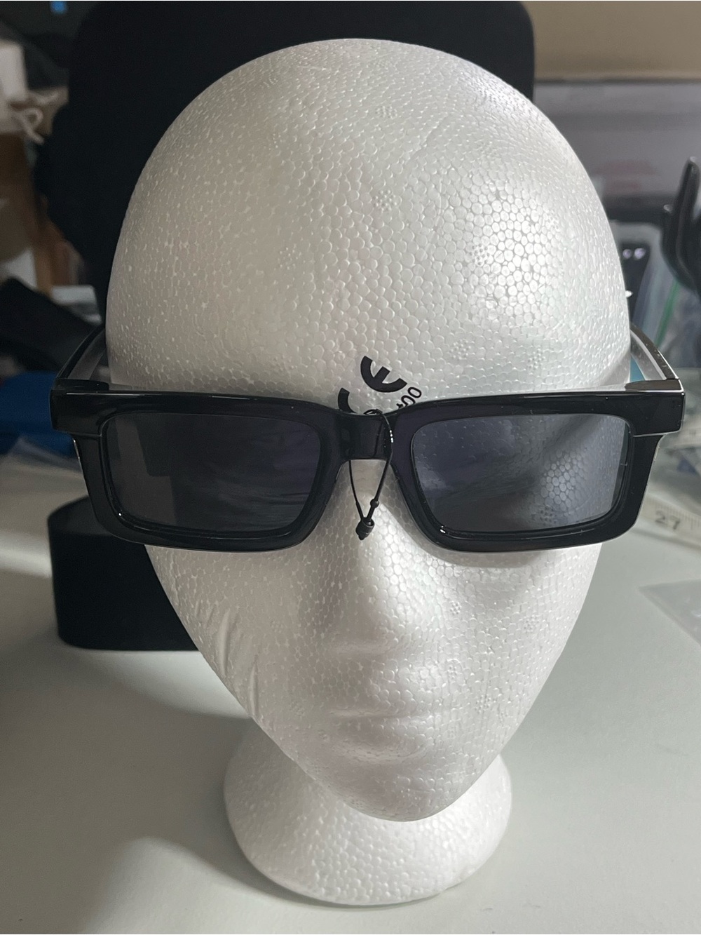 Classic NO BRAND Rectangular Black Unisex  Sunglasses